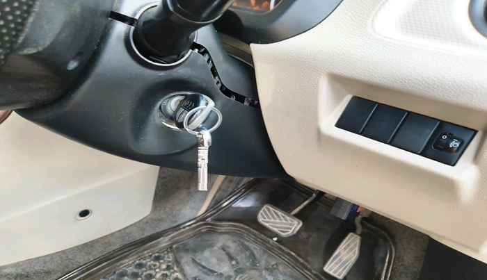 2019 Maruti New Wagon-R ZXI 1.2 AMT, Petrol, Automatic, 1,51,578 km, interior