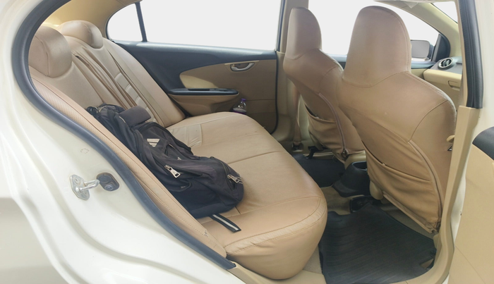 2014 Honda Amaze 1.2L I-VTEC S, Petrol, Manual, 1,08,596 km, interior