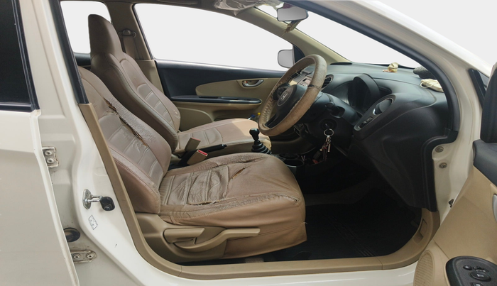 2014 Honda Amaze 1.2L I-VTEC S, Petrol, Manual, 1,08,596 km, interior