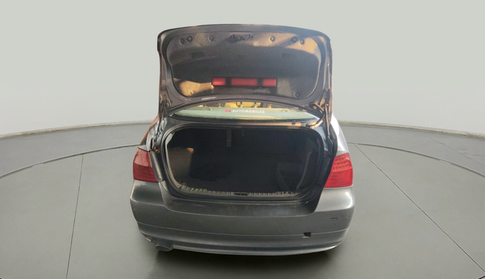 2011 BMW 3 Series 320d, Diesel, Automatic, 1,80,000 km, exterior