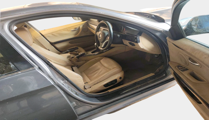 2011 BMW 3 Series 320d, Diesel, Automatic, 1,80,000 km, interior