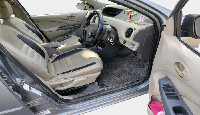 2014 Toyota Etios G, Petrol, Manual, 2,01,960 km, interior