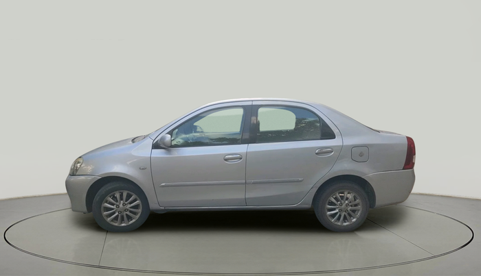 2011 Toyota Etios V, Petrol, Manual, 1,79,692 km, exterior