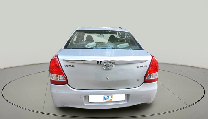 2011 Toyota Etios V, Petrol, Manual, 1,79,692 km, exterior