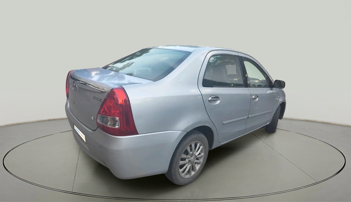 2011 Toyota Etios V, Petrol, Manual, 1,79,692 km, exterior