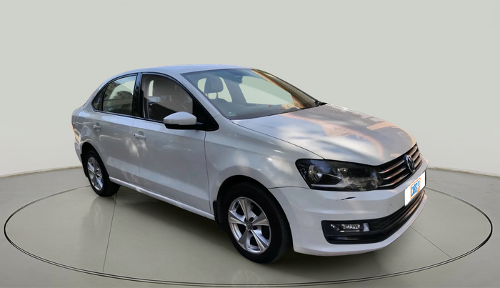 2015 Volkswagen Vento COMFORTLINE 1.5 AT, Diesel, Automatic, 1,63,627 km, exterior