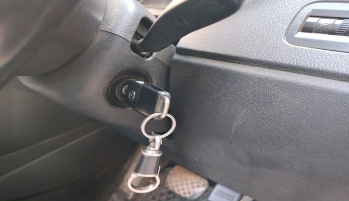 2015 Volkswagen Vento COMFORTLINE 1.5 AT, Diesel, Automatic, 1,63,627 km, interior