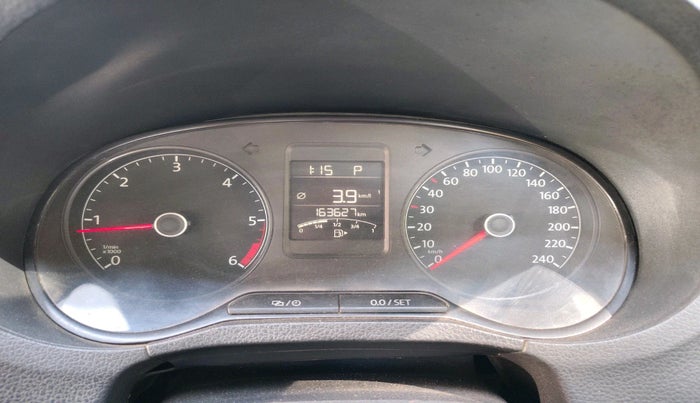 2015 Volkswagen Vento COMFORTLINE 1.5 AT, Diesel, Automatic, 1,63,627 km, interior