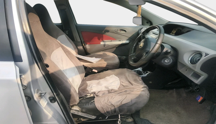 2010 Toyota Etios VX, Petrol, Manual, 81,645 km, interior