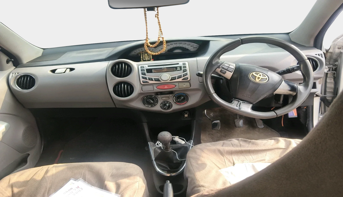 2010 Toyota Etios VX, Petrol, Manual, 81,645 km, interior