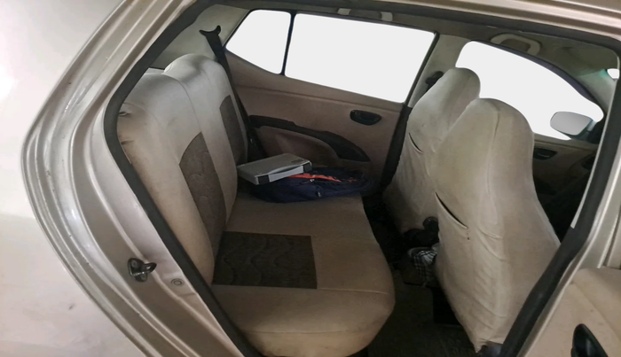 2010 Hyundai i10 MAGNA 1.2, Petrol, Manual, 1,11,925 km, interior