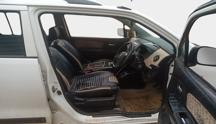 2017 Maruti Wagon R 1.0 VXI, Petrol, Manual, 72,217 km, interior