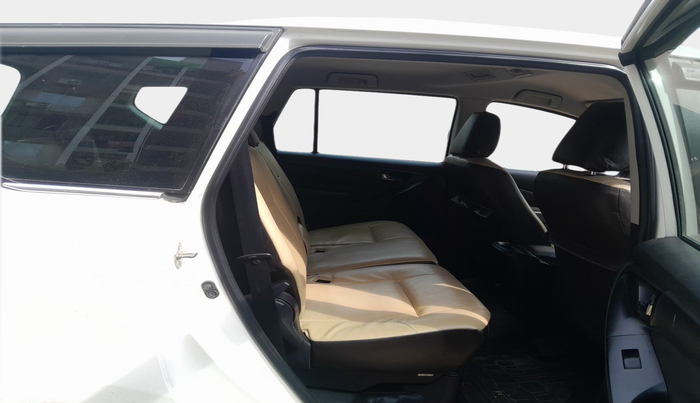 2019 Toyota Innova Crysta 2.4 G 8 STR, Diesel, Manual, 1,84,429 km, interior