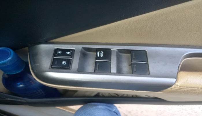 2014 Honda City 1.5L I-DTEC VX, Diesel, Manual, 1,20,263 km, interior