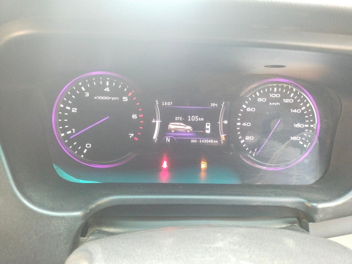 2019 Mahindra MARAZZO M8 7 STR, Diesel, Manual, 1,43,048 km, interior