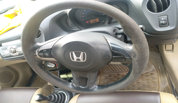 2015 Honda Amaze 1.2L I-VTEC S, Petrol, Manual, 74,290 km, interior