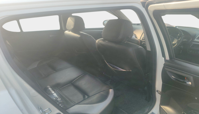 2014 Maruti Swift VXI, Petrol, Manual, 76,209 km, interior