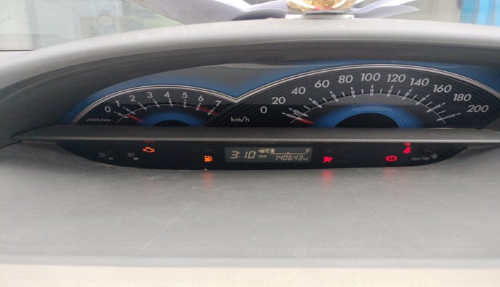 2015 Toyota Etios Liva G, Petrol, Manual, 1,40,663 km, interior