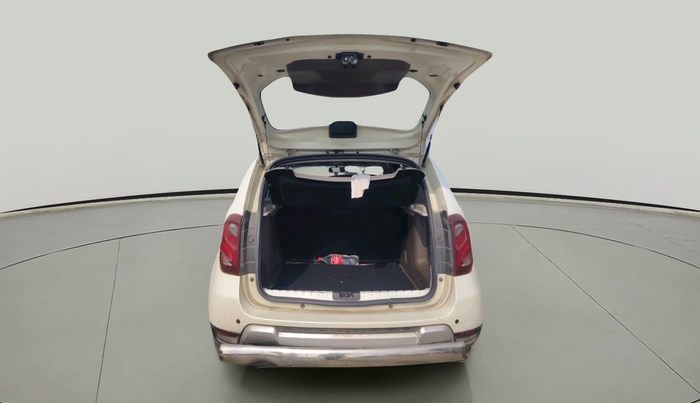 2017 Renault Duster 85 PS RXZ DIESEL, Diesel, Manual, 1,02,889 km, exterior