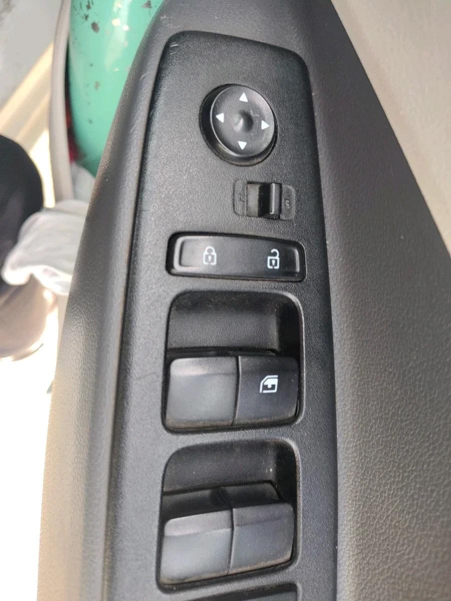 2021 Hyundai AURA S 1.2 CNG, CNG, Manual, 1,25,910 km, interior