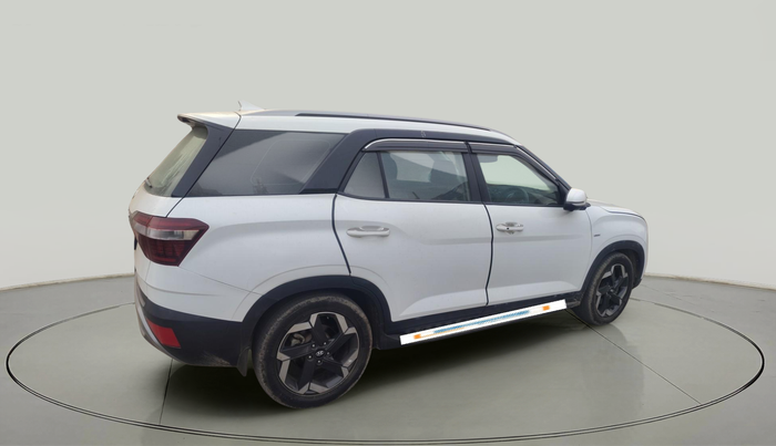 2022 Hyundai ALCAZAR PLATINUM(O) 7STR 1.5 AT, Diesel, Automatic, 1,02,745 km, exterior