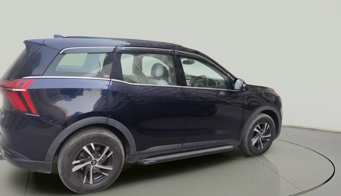 2023 Mahindra XUV700 AX 5 D MT 5 STR, Diesel, Manual, 21,191 km, exterior