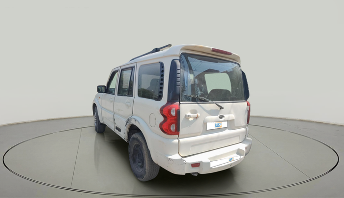 2014 Mahindra Scorpio SLE, Diesel, Manual, 2,54,890 km, exterior
