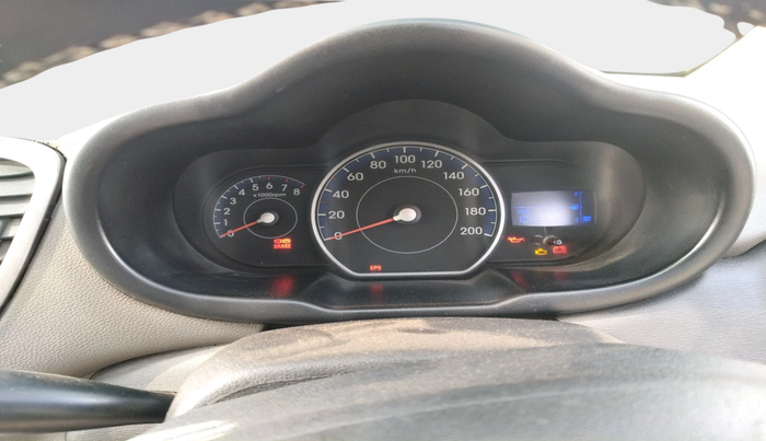 2013 Hyundai i10 ERA 1.1, Petrol, Manual, 1,01,377 km, interior