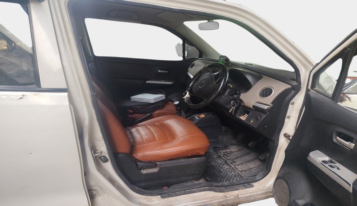 2015 Maruti Wagon R 1.0 LXI CNG, Petrol, Manual, 1,29,337 km, interior