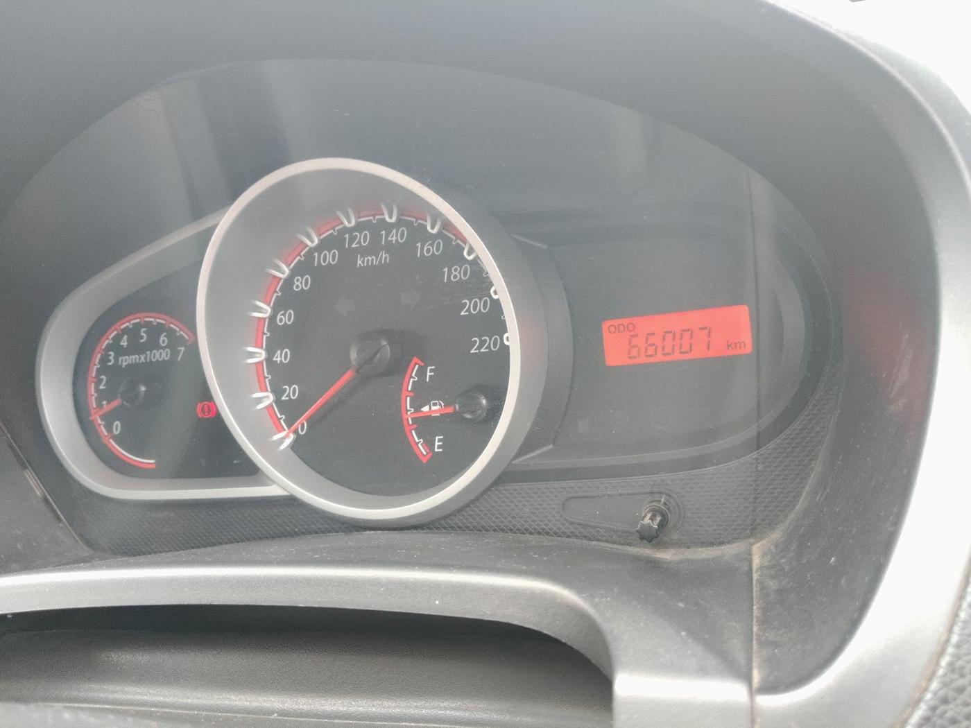2010 Ford Figo TITANIUM 1.2 PETROL, Petrol, Manual, 66,500 km, interior