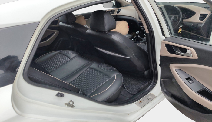 2019 Hyundai Elite i20 MAGNA PLUS 1.4 CRDI, Diesel, Manual, 1,23,850 km, interior