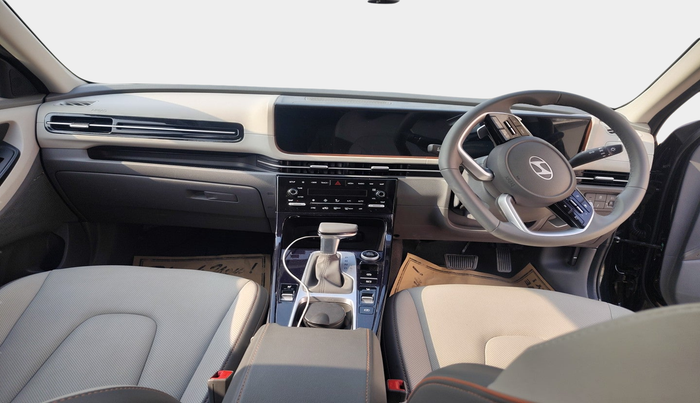 2025 Hyundai Creta SX Premium 1.5 iVT, Petrol, Automatic, 6,892 km, interior