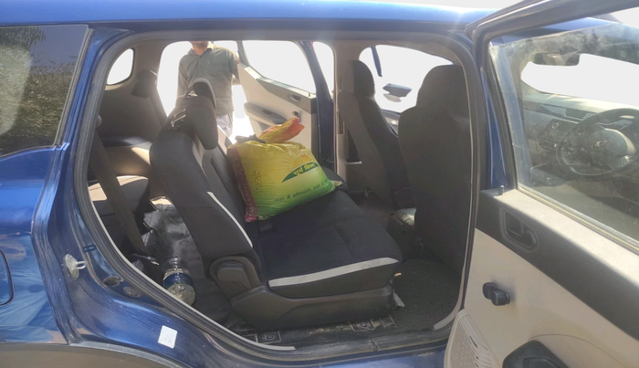 2020 Renault TRIBER RXE MT, Petrol, Manual, 1,32,504 km, interior