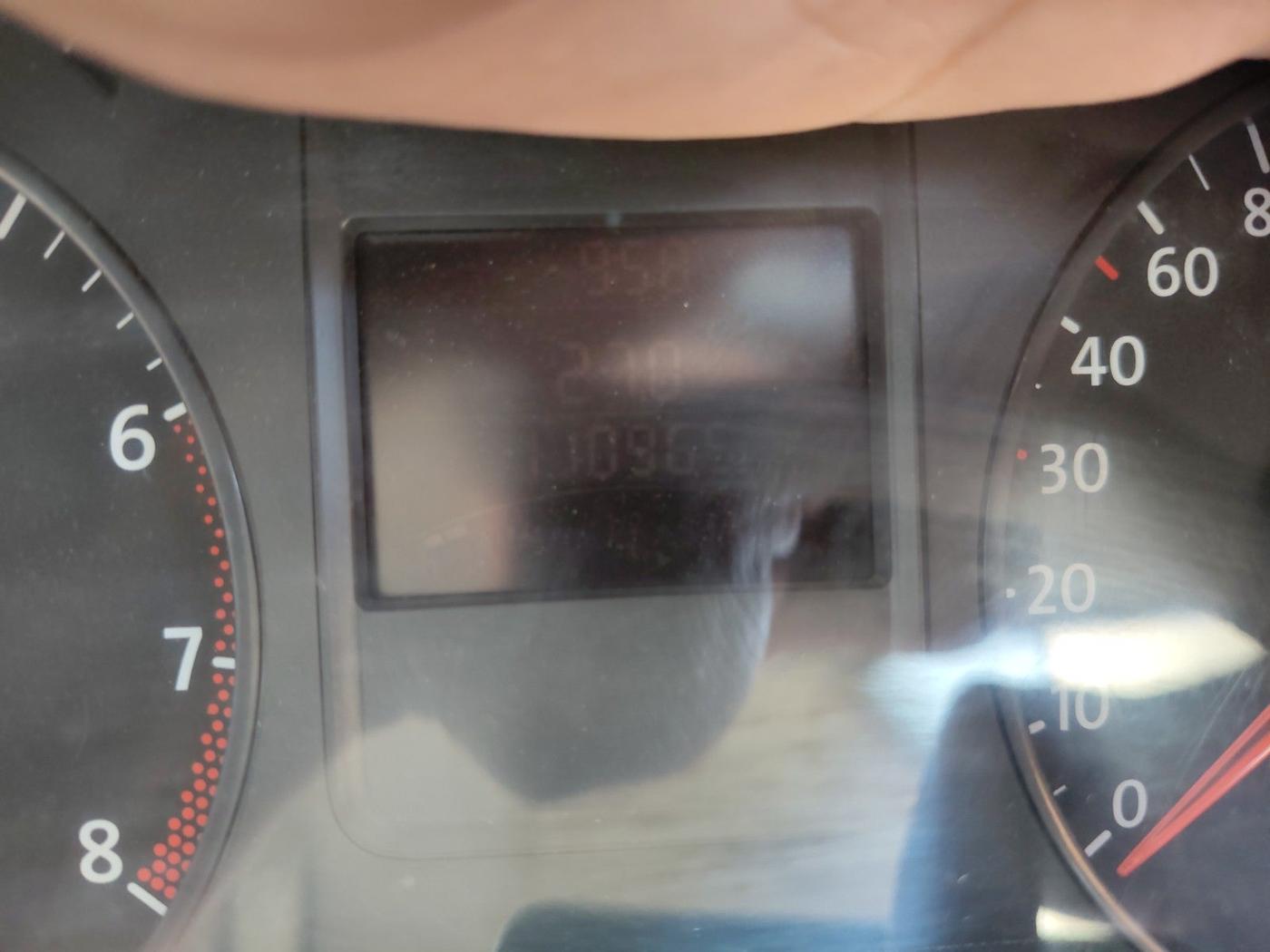 2013 Volkswagen Polo TRENDLINE 1.2L PETROL, Petrol, Manual, 1,12,000 km, interior