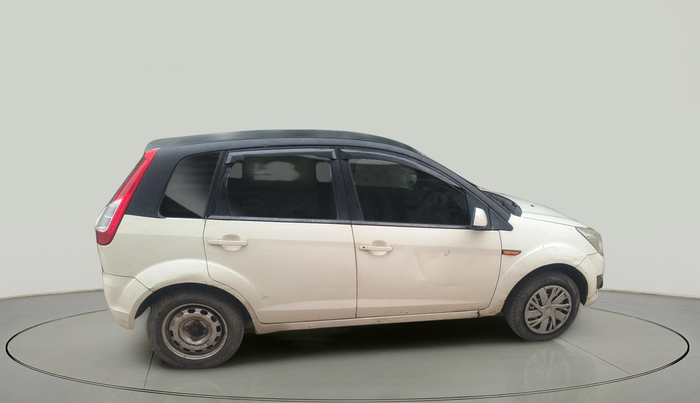 2014 Ford Figo LXI 1.2 PETROL, Petrol, Manual, 1,31,035 km, exterior