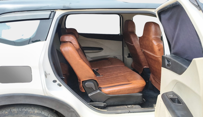 2023 Renault TRIBER RXT, Petrol, Manual, 41,133 km, interior