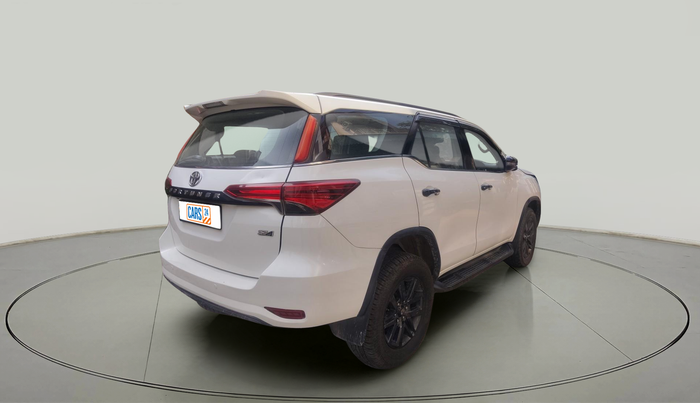 2018 Toyota Fortuner 2.8 4X4 AT, Diesel, Automatic, 1,40,529 km, exterior