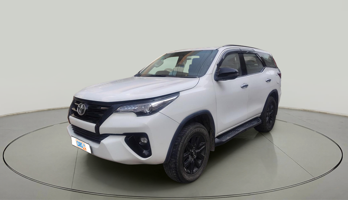 2018 Toyota Fortuner 2.8 4X4 AT, Diesel, Automatic, 1,40,529 km, exterior