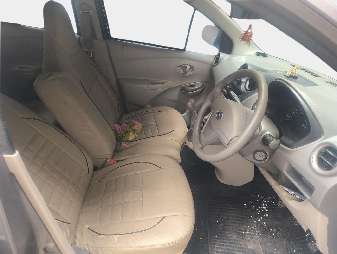 2016 Datsun Go T, Petrol, Manual, 65,343 km, interior