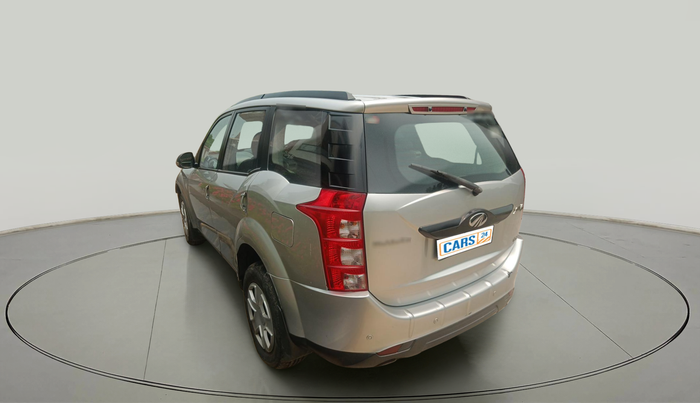 2016 Mahindra XUV500 W6, Diesel, Manual, 1,19,819 km, exterior