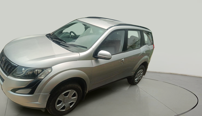2016 Mahindra XUV500 W6, Diesel, Manual, 1,19,819 km, exterior