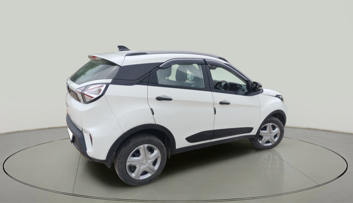 2023 Tata NEXON XM PLUS SUNROOF DIESEL, Diesel, Manual, 63,330 km, exterior