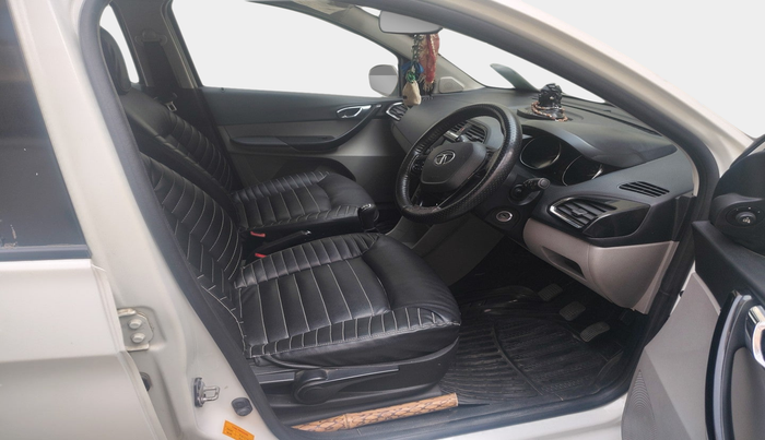 2018 Tata Tiago XZ PETROL, Petrol, Manual, 61,391 km, interior