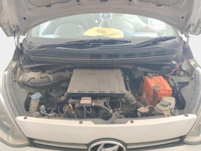 2016 Hyundai Xcent BASE 1.2, Petrol, Manual, 75,427 km, exterior