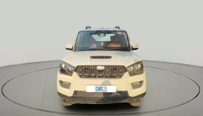 2016 Mahindra Scorpio S6 PLUS 1.99 INTELLI-HYBRID, Diesel, Manual, 92,400 km, exterior