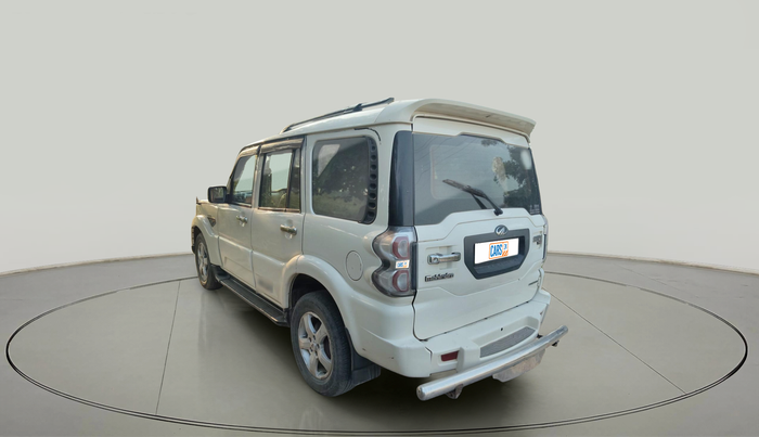 2016 Mahindra Scorpio S6 PLUS 1.99 INTELLI-HYBRID, Diesel, Manual, 92,400 km, exterior