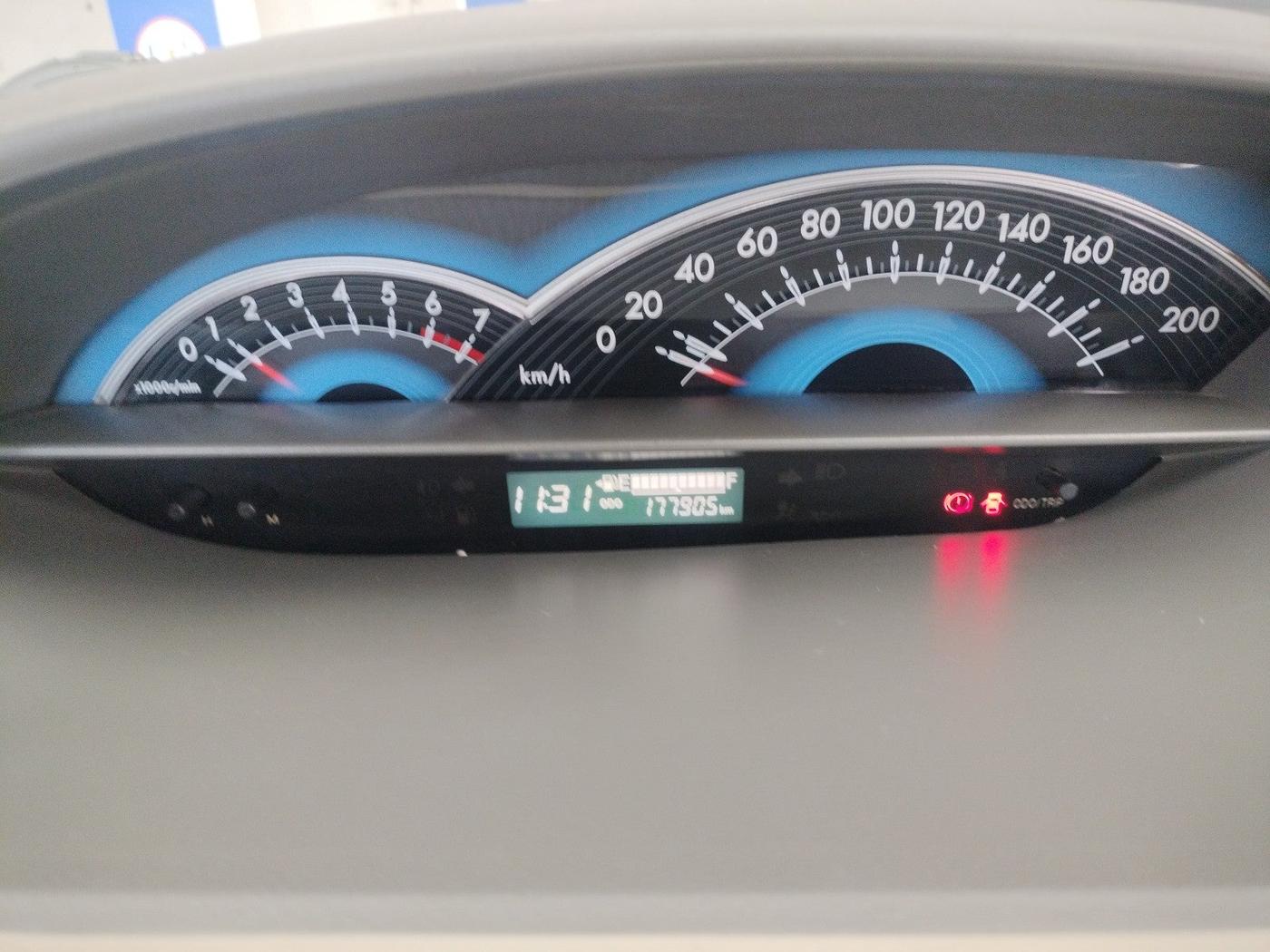 2015 Toyota Etios G, Petrol, Manual, 1,77,905 km, interior
