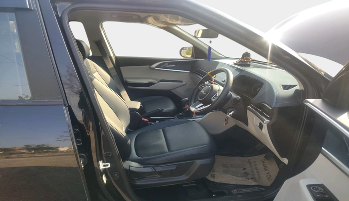 2024 KIA CARENS Premium (O) 1.5 Petrol 7 STR, Petrol, Manual, 2,741 km, interior