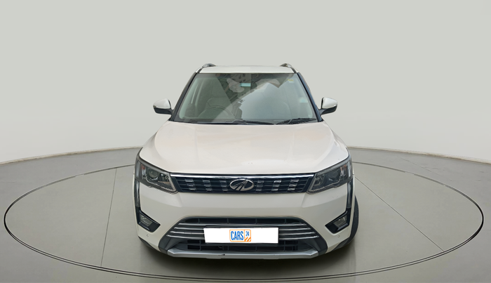 2019 Mahindra XUV300 W8 (O) 1.5 DIESEL AMT, Diesel, Automatic, 1,14,070 km, exterior