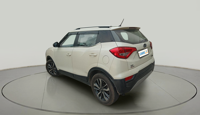 2019 Mahindra XUV300 W8 (O) 1.5 DIESEL AMT, Diesel, Automatic, 1,14,070 km, exterior